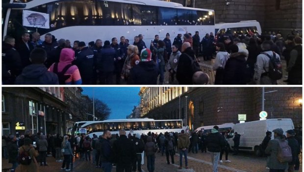 ПРОВОКАЦИЯ! Нарочно ли НСО-то, командвано от Радев, вкара белия си автобус в окото на протеста
