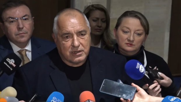 ПИК TV: Борисов с ИЗВЪНРЕДЕН коментар след погромите в Триъгълника на властта: Изтегляме бюджета. Видях Черепа на протеста (ВИДЕО)