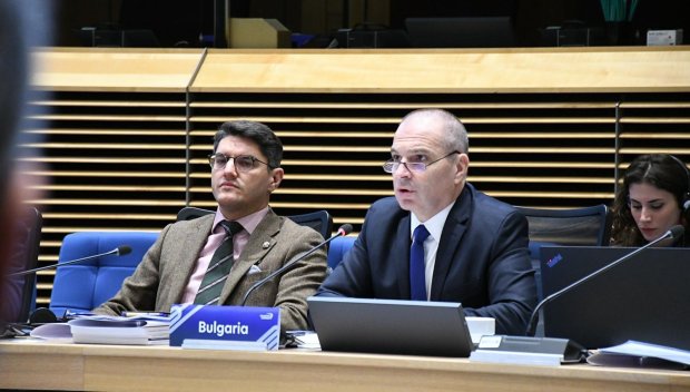 Вицепремиерът Караджов: С усилията на България жп линията София-Скопие вече е включена в Механизма за свързване на Европа (СНИМКИ)