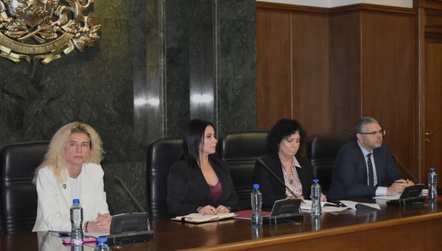 Асоциацията на прокурорите седна на кръгла маса срещу пандемията райски газ (СНИМКИ)