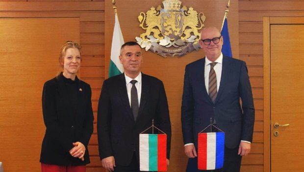 Министър Тахов и посланикът на Нидерландия обсъдиха приоритети в сектор „Земеделие“