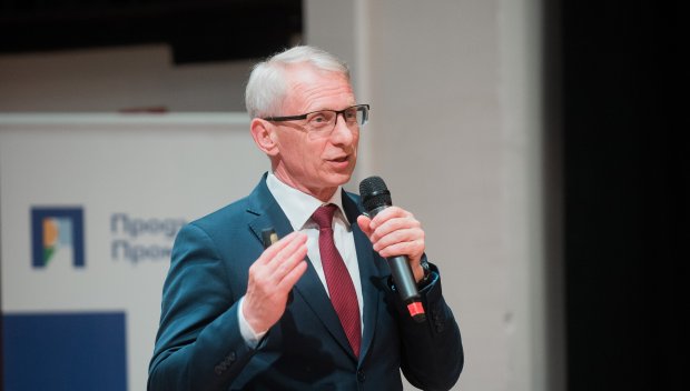 ТЪЖНАТА ИСТИНА: Да си в час с икономиката не е толкова лесно, колкото да си академик на сапунени мехурчета 