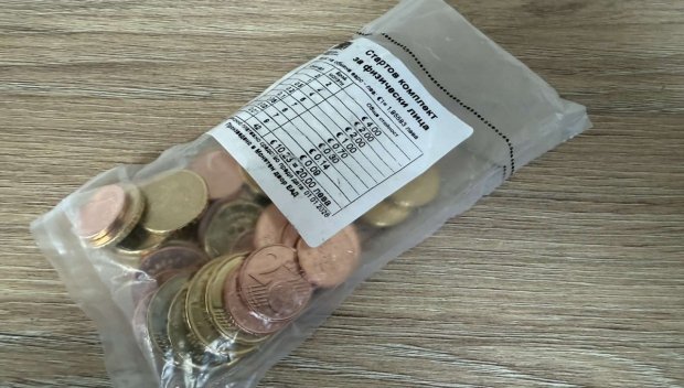 Първите пакети евромонети не достигнаха до малките населени места