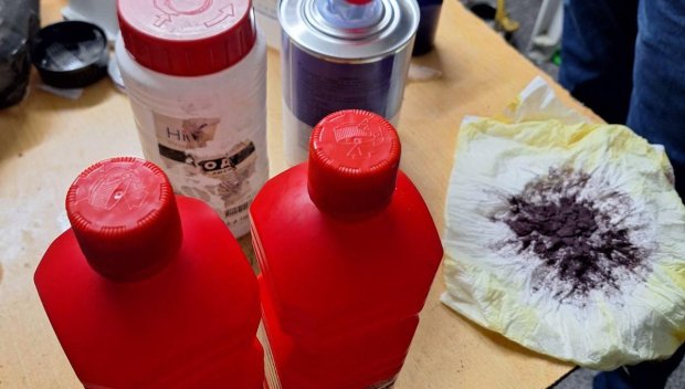 В КРАЧКА: Хванаха химик, докато бърка наркотици в Симеоновград