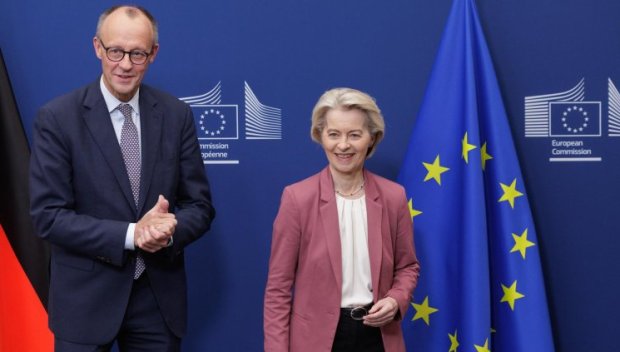 Замразените руски активи: Фон дер Лайен и Мерц проведоха конструктивни разговори с премиера на Белгия