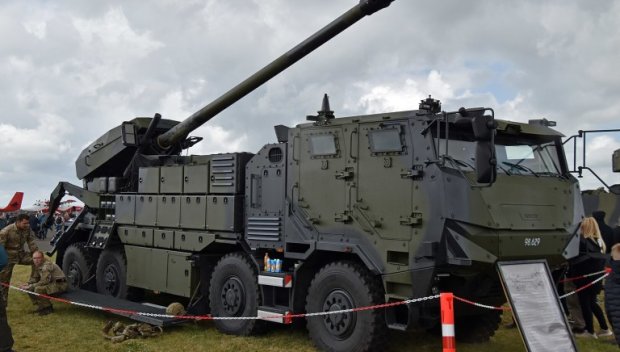 Хърватия поръчва 18 самоходни гаубици Сезар от Франция