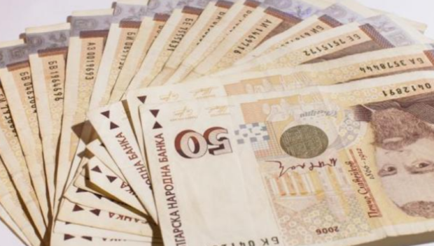 Търговци алармират: Български туристи използват фалшиви банкноти от 50 лева в Одрин