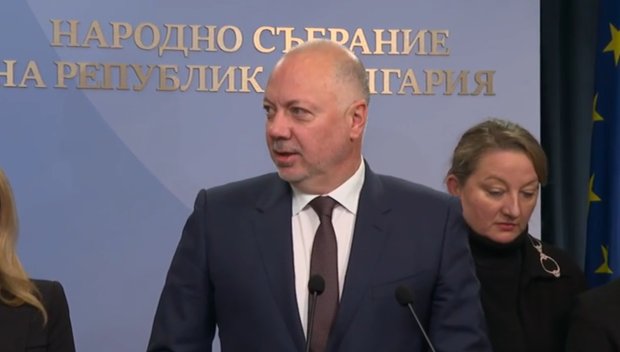 ГОРЕЩО В ПИК TV! Правителството падна. Росен Желязков: Подаваме оставка! (ВИДЕО)