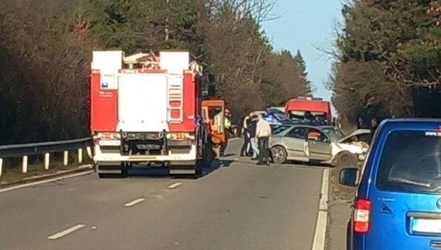 65-годишна жена е с опасност за живота след катастрофа на пътя Монтана – Берковица