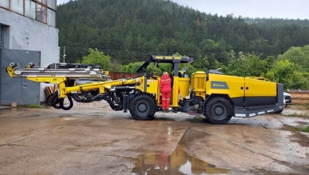 ЕКОЛОЗИ НА БУНТ! “Брезник Минералс” и “Асарел Медет” крадат златото на Брезник и унищожават природата