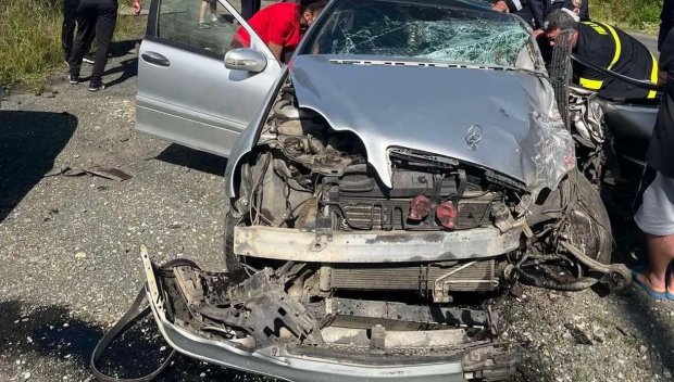 КРЪВ НА ПЪТЯ: Тежка катастрофа край Аксаково, има загинал