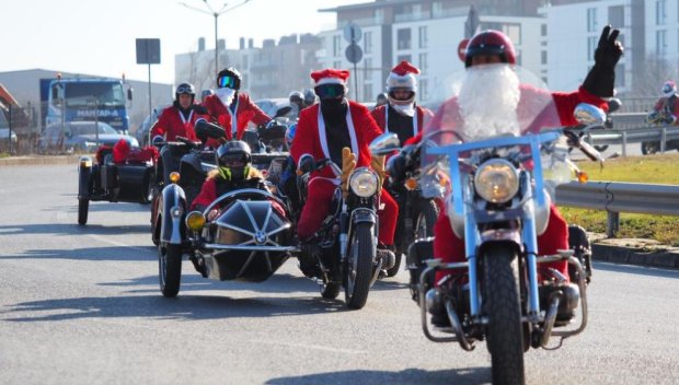 Дядо Коледа и свитата му избръмчаха на мотори в София и Пловдив