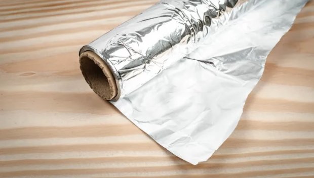 Алуминиевото фолио - 6 изненадващо полезни приложения извън кухнята