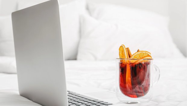 Най-подходящите зимни напитки за онлайн казино забавления 