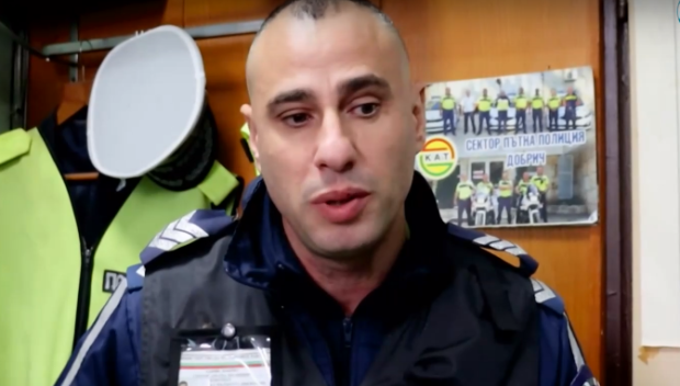 Героизъм на пътя: Полицай помогна ескортира бременна жена до болницата