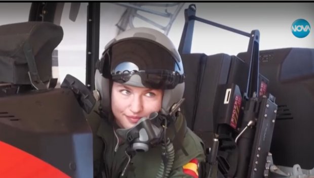 Испанската принцеса Леонор вдигна изтребител на ВВС