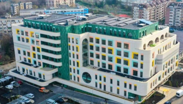 Детската болница в Бургас си търси управител