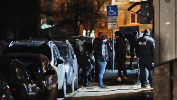 Бащата и синът, нападнали с оръжие магазин в София, остават за постоянно в ареста