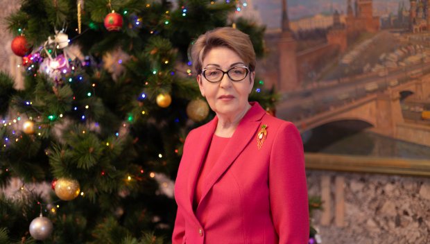 Митрофанова се появи с новогодишно послание