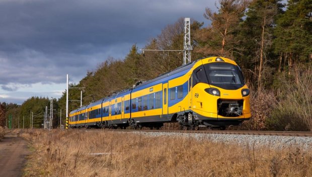 Спряха движението на влакове в района на Амстердам