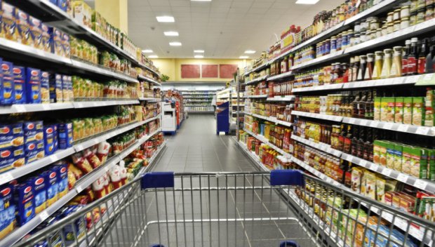 ВТОРИ ДЕН БЪЛГАРИЯ В ЕВРОЗОНАТА: Хранителните вериги с информация за работата си