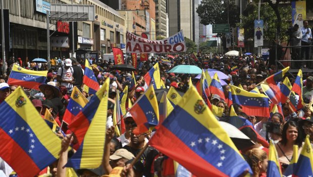 Освобождават политически затворници във Венецуела