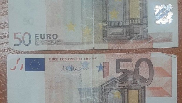 Заем, върнат с менте: Разследват фалшива банкнота от 500 евро в Смолянско