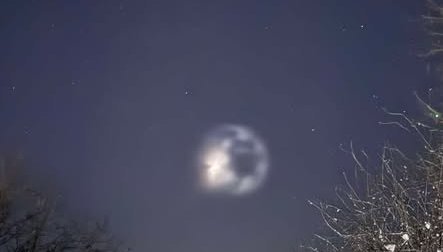 Нещо от Космоса прелетя над България, снимаха го