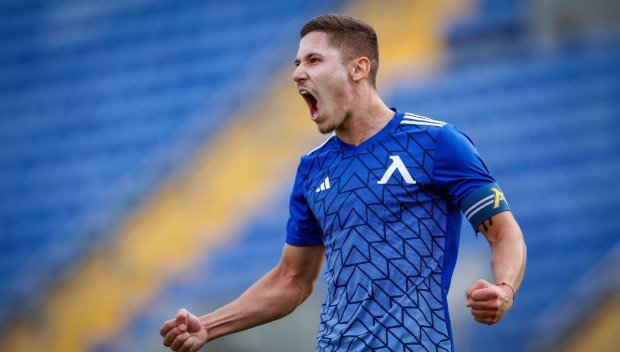 ШУМ НА ПАРИ НА ГЕРЕНА: Левски продава нападател в Полша