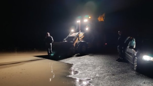 Скъса се дига на река Струма край Батановци