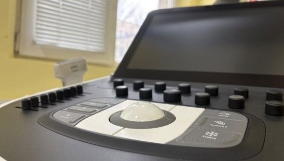 С нови апарати ще лекуват децата на Велико Търново по-качествено и по-щадящо