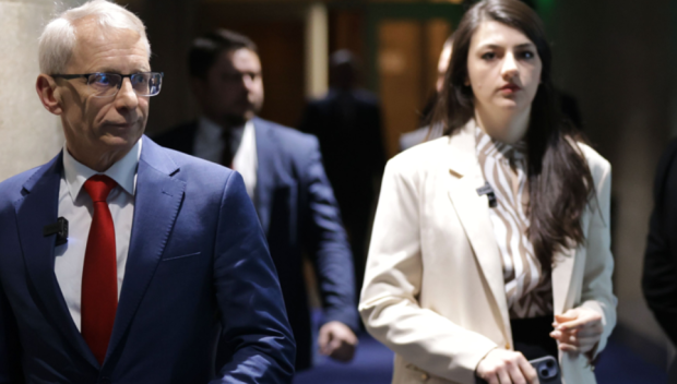 СЪВСЕМ Я ОТРЯЗАХА! Денков: Лена Бориславова няма да бъде в листите на ППДБ на изборите