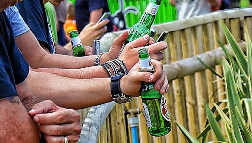 НАЗДРАВЕ! Отмениха забраната за пиене на открито в Русе