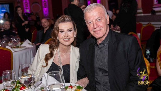 Илиана Раева поздрави Наско Сираков