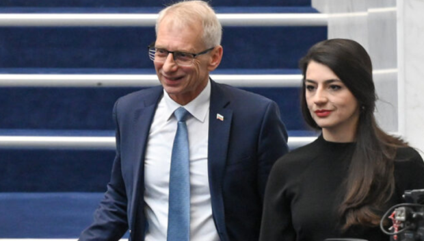 Gen Z-тата на ППДБ се правят на слепи и глухи за корупцията около Лена, Денков, Радан, Линда и Козилата Ерато