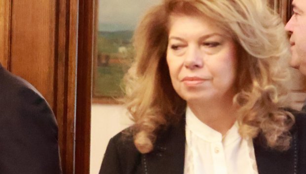 В ТЪРСЕНЕ НА СЛУЖЕБЕН ПРЕМИЕР: Йотова започва консултациите с ГЕРБ-СДС и ППДБ