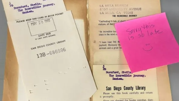 Върнаха книга в библиотека от Калифорния след забавяне от 46 години