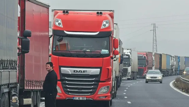 Интензивно е движението на Капитан Андреево за товарни автомобили на изход