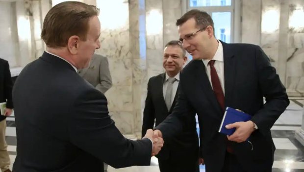 ГОРЕЩО В ПИК! Станислав Анастасов проведе важна среща с водещ американски конгресмен - обединиха се около обща цел да сринат мрежите на фамилия Сорос у нас и по света (СНИМКИ)