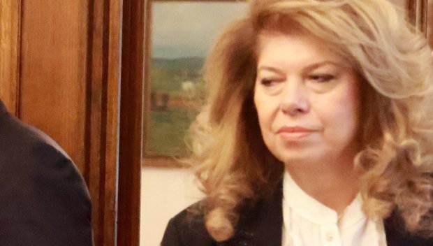 Кои са първите задачи на Илияна Йотова като президент