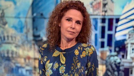 ПИК TV! Журналистката Лияна Панделиева: В България никой не иска да разбере, че светът не е розов - постоянно мрънкаме за нещо (ВИДЕО)