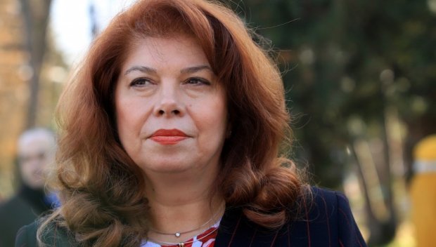 Йотова вика утре три партии на консултации - първи са ДПС-Ново начало