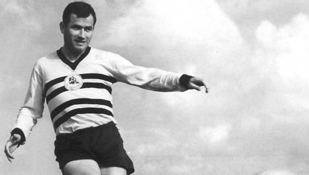 ТЪЖНА ВЕСТ! Отиде си легендата на Локомотив (София) Спиро Дебърски