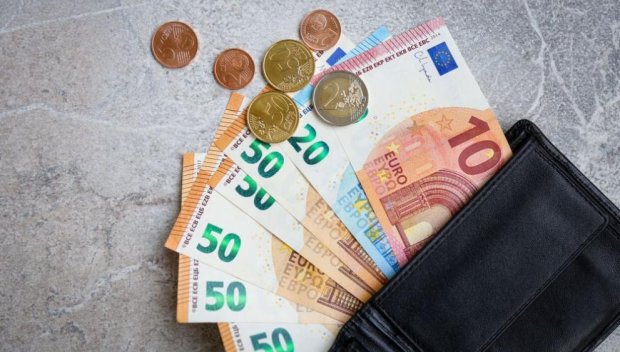 Полицията в Дулово търси собственика на изгубени пари