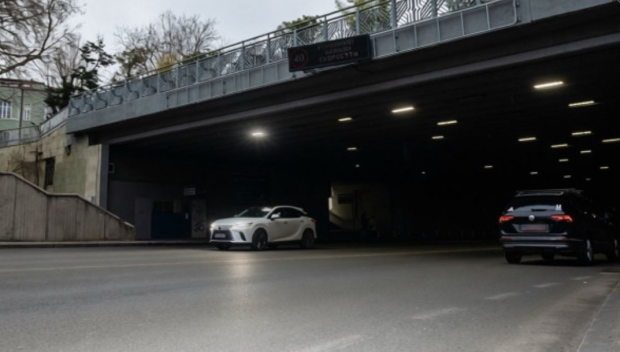 Затварят подлеза под пощата на Пловдив за смяна на осветлението