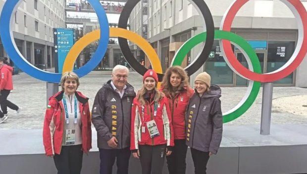 Йотова се срещна с президента на Германия при посещение на олимпийското село в Милано