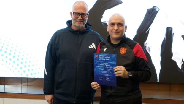 Лекарят на футболните национали с награда от УЕФА