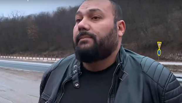 Взеха книжката на мъж спрял в аварийната лента, за да избегне катастрофа