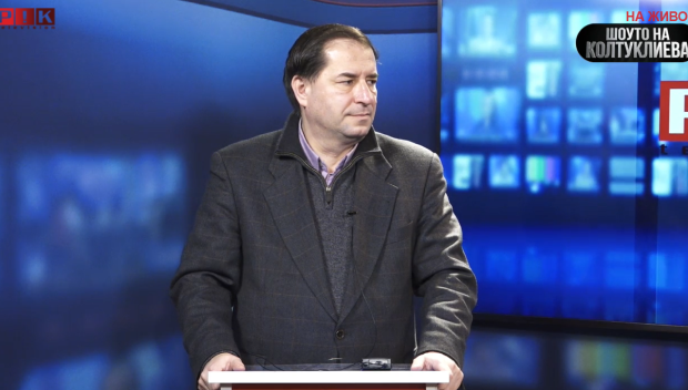 ПИК TV: Доц. Борислав Цеков с ГОРЕЩ КОМЕНТАР за скандалите около Гюровците: Това е правителство на партийния екстремизъм, може да повлече Йотова като воденичен камък (ВИДЕО)