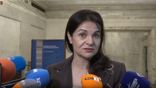 ПИК TV! Росица Кирова: Ако не спрем да разрушаваме дома си и всеки път да започваме отначало, няма да вървим напред - надявам се на честни избори (ВИДЕО)